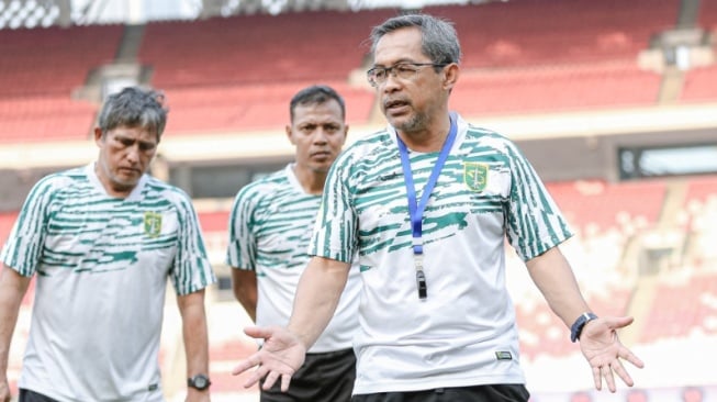 Linimasa Persebaya vs Persita Rivalitas Dalam Sepak Bola Indonesia